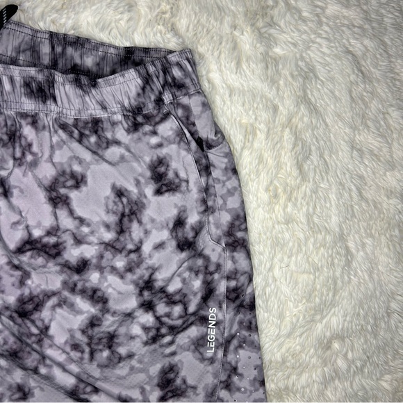 (2)Legends 5” Luka HD shorts black and blue tie-dye Never worn before size XL - Picture 2 of 12